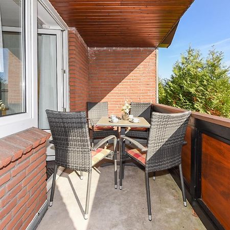 Ferienwohnungen Im Haus Am Wattenmeer Neuharlingersiel Exterior foto