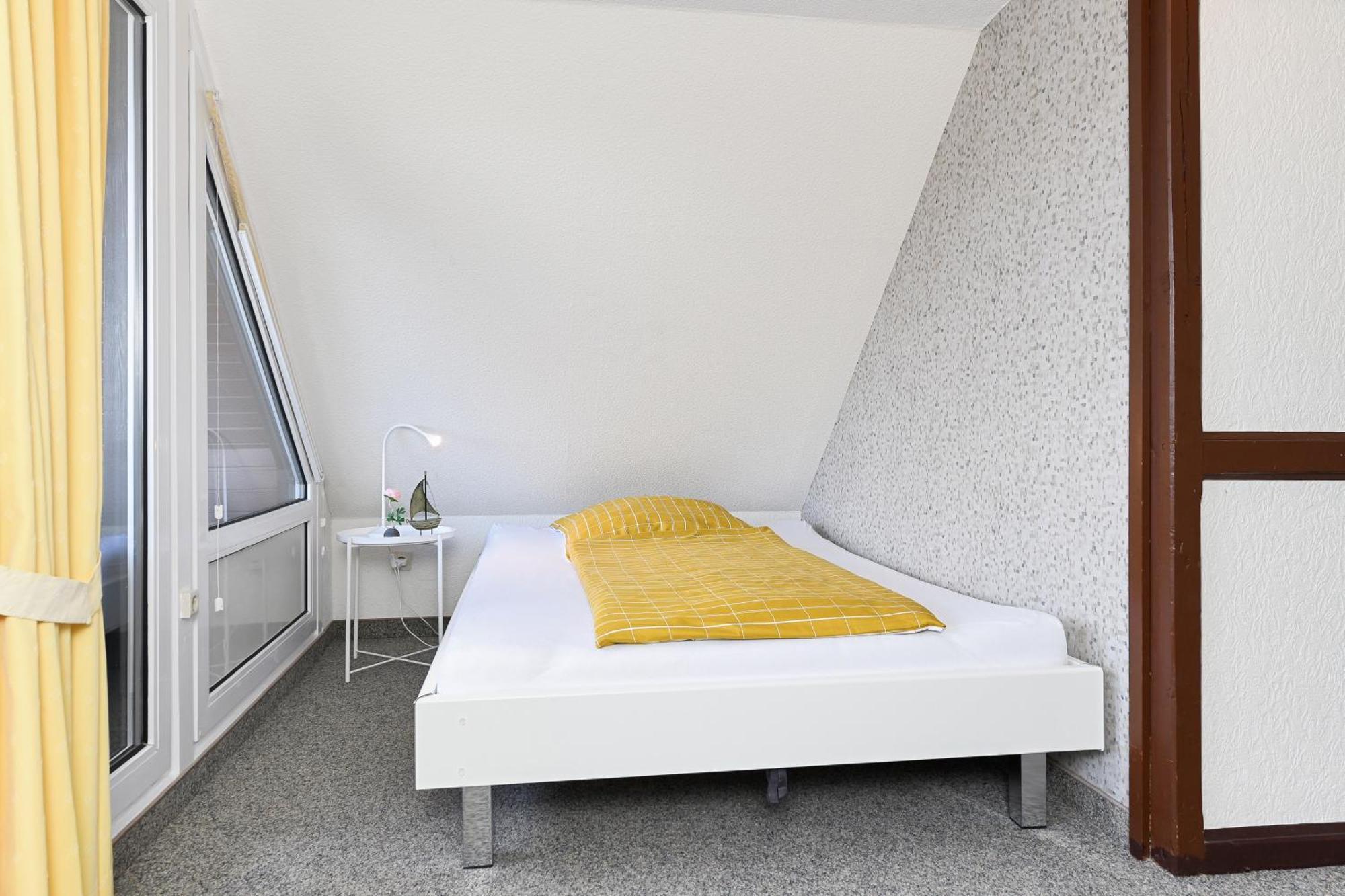 Ferienwohnungen Im Haus Am Wattenmeer Neuharlingersiel Exterior foto